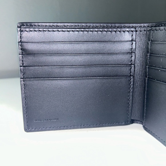Burberry Black International Bifold Wallet w COA - Picture 3 of 10